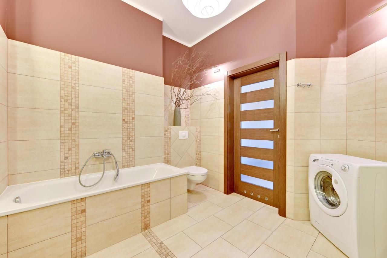 גדנסק Grand Apartments - Neptun Park Sunny 2 Bedrooms Apartment מראה חיצוני תמונה