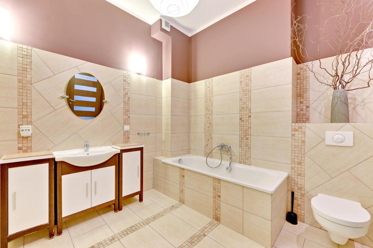 גדנסק Grand Apartments - Neptun Park Sunny 2 Bedrooms Apartment מראה חיצוני תמונה